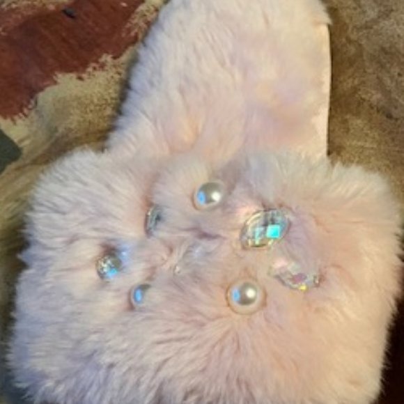 Ladies Comfy Slide-on Slippers Pink NWOT - Picture 3 of 8